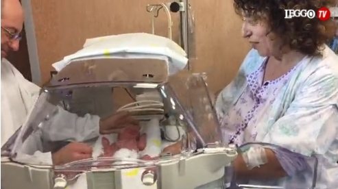 48enne va in ospedale per una colica e invece partorisce una bambina