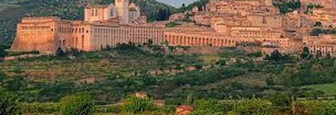 Fate un figlio e vi regaliamo un soggiorno ad Assisi