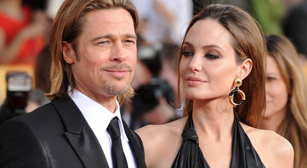 Brad Pitt infuriato: Angelina Jolie ha insegnato ai figli a mangiare i ragni.