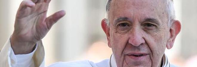 Confessione choc di Papa Francesco: "Io dall'analista"