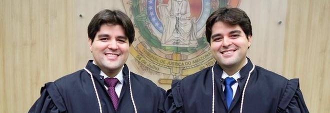 Due gemelli, unica carriera, diventano giudici nello stesso giorno